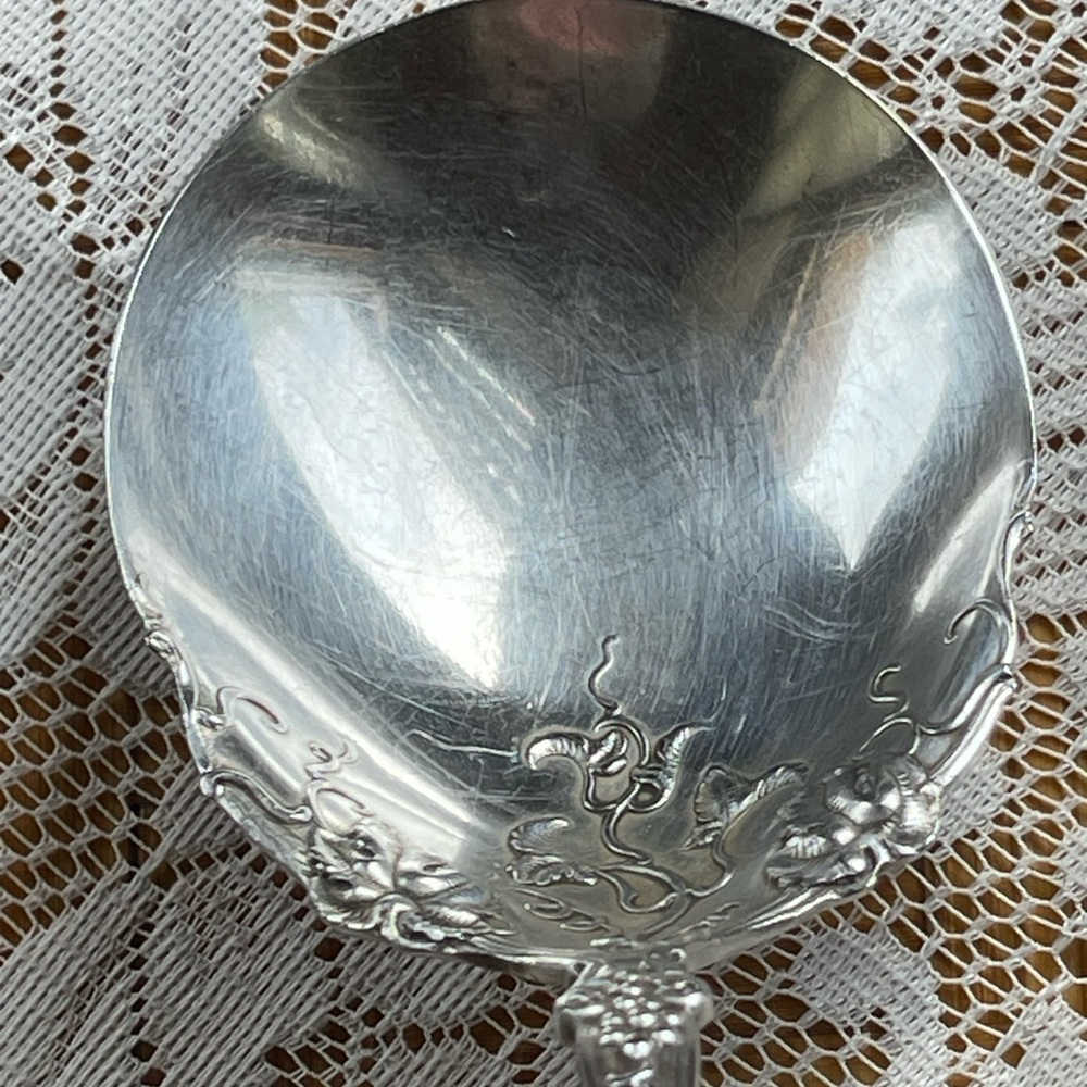 Rogers Brothers vintage silver plated serving spoon & butter knife - Picture 5 of 11